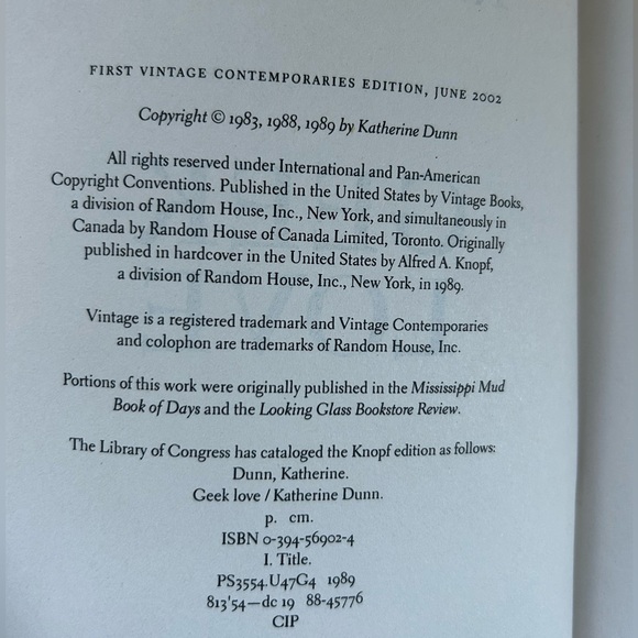 🎉 2/$15 ‘GEEK LOVE’ NOVEL BY KATHERINE DUNN VINTAGE - Picture 7 of 8